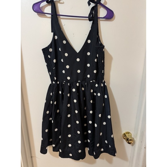 Old Navy Dresses & Skirts - The Occasion by Old Navy Black White Polka Dot Dress Sleeveless V-Neck Short M